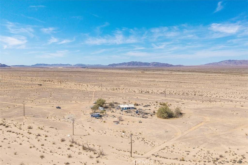 29 Palms, CA 92277,81833 Panorama DR