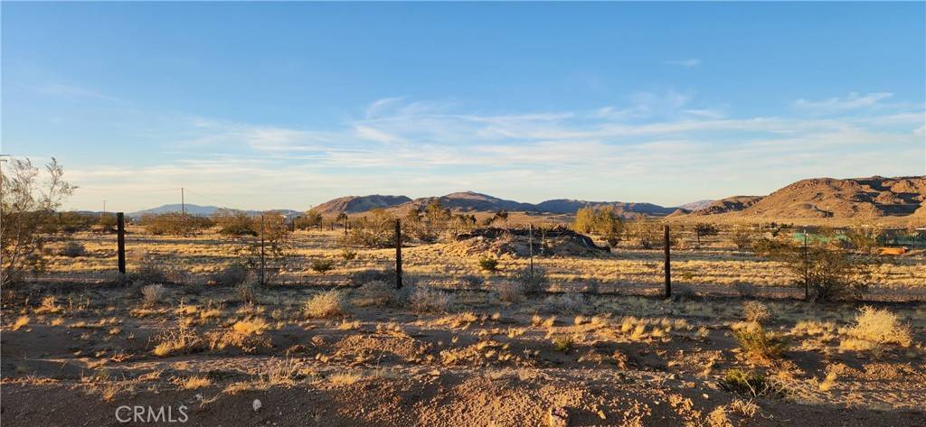 Landers, CA 92285,4672 Kickapoo TRL
