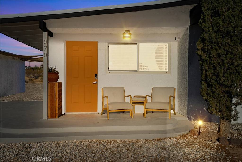 Landers, CA 92285,970 Juniper RD