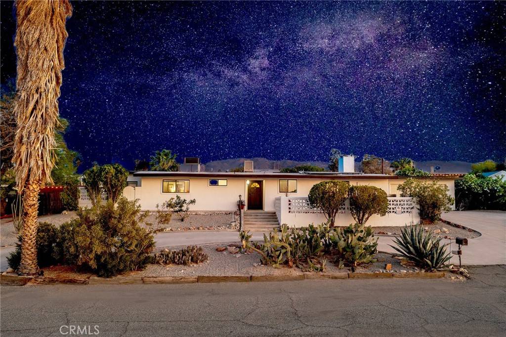 29 Palms, CA 92277,72935 Siesta DR
