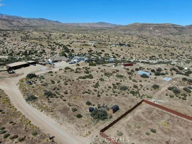 Pioneertown, CA 92268,0 Annie Oakley