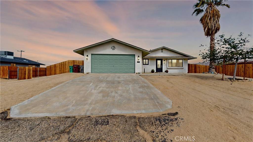 29 Palms, CA 92277,6927 Roberts AVE