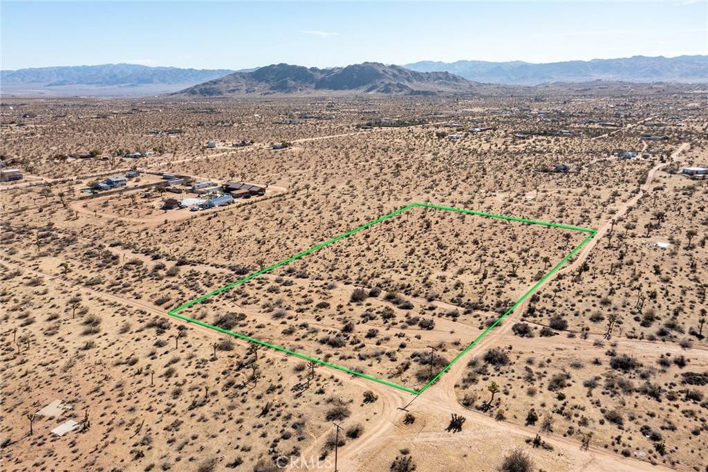 Yucca Valley, CA 92284,59525 La Crescenta DR