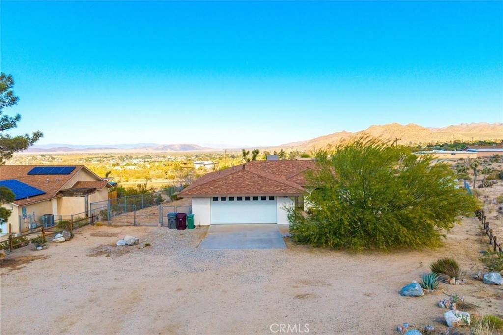 Joshua Tree, CA 92252,6773 San Angelo AVE