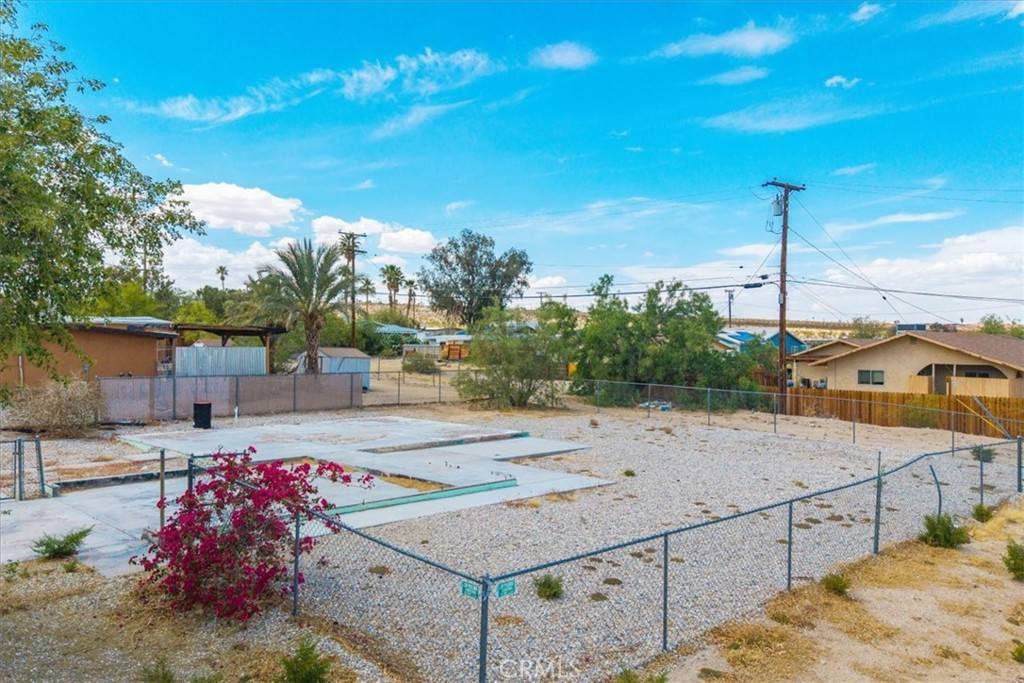 29 Palms, CA 92277,71690 Juanita DR
