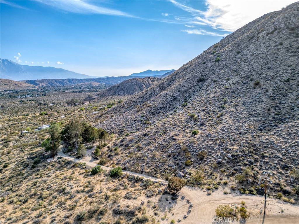 Morongo Valley, CA 92256,50125 Cedar DR