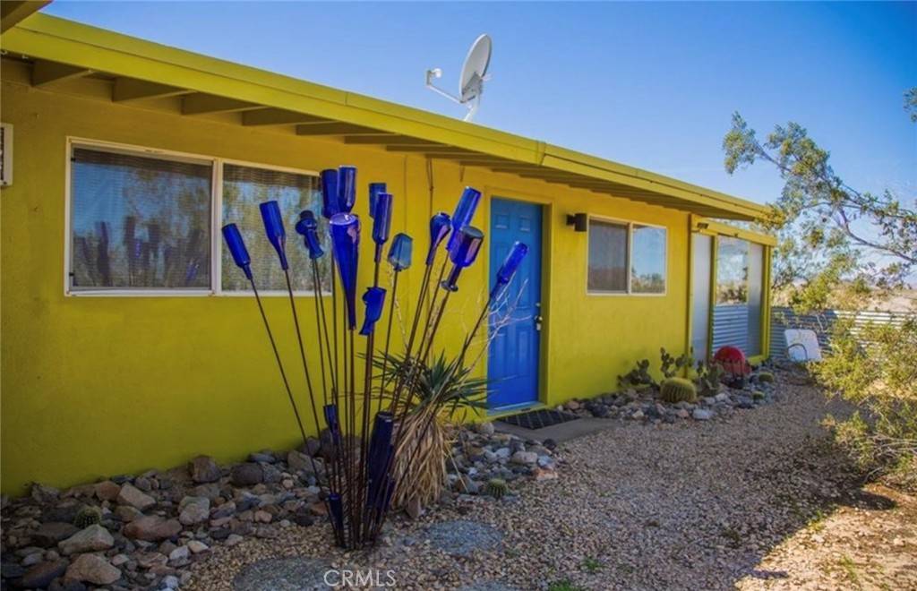 29 Palms, CA 92277,76253 Ramona RD