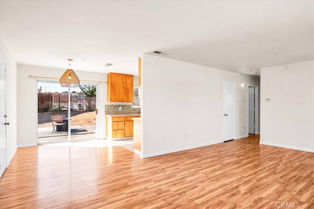 Joshua Tree, CA 92252,6120 Scenic DR