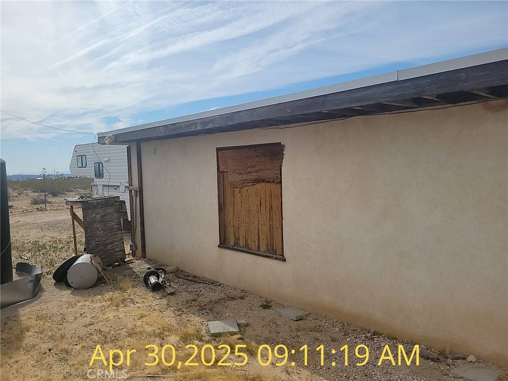 Joshua Tree, CA 92252,61276 La Brisa DR