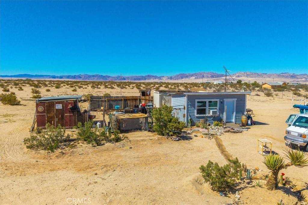 29 Palms, CA 92277,1477 Indian Cove RD