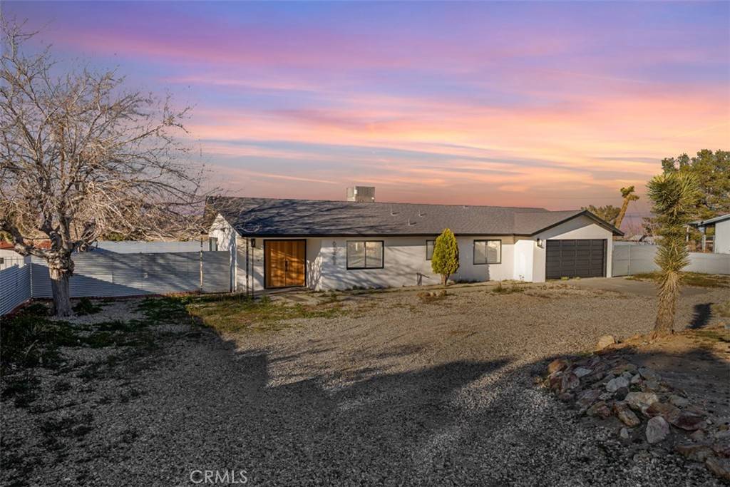 Joshua Tree, CA 92252,60468 Latham TRL