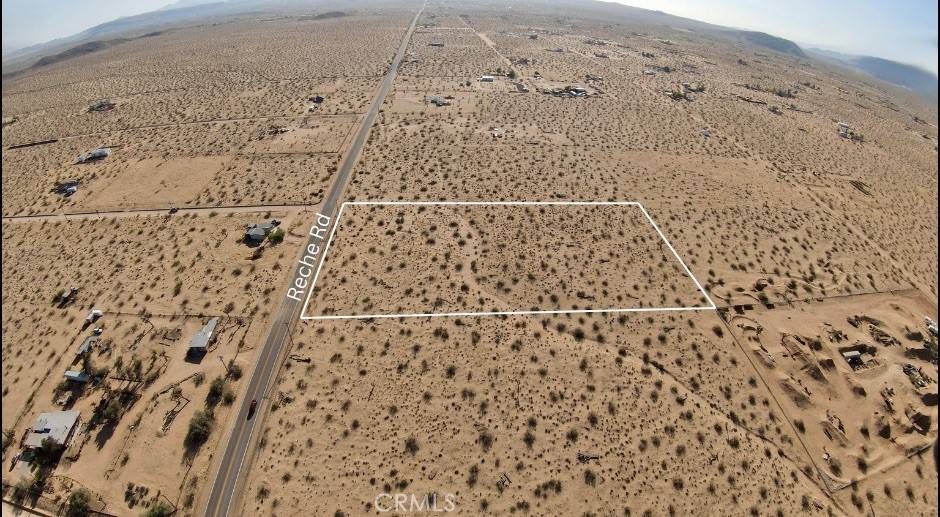 Landers, CA 92285,59520 Reche RD