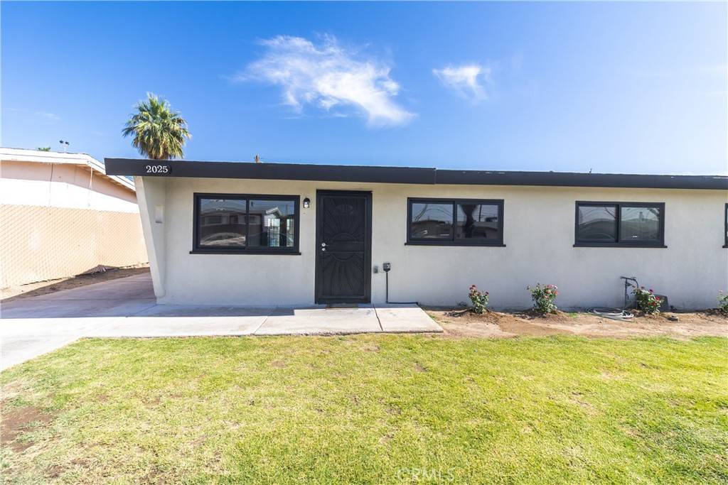 Needles, CA 92363,2025 Rio Vista