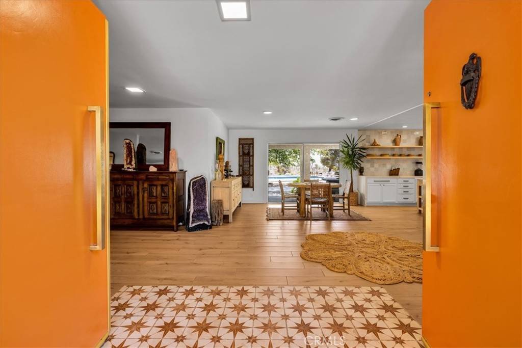 Yucca Valley, CA 92284,9124 Joshua LN