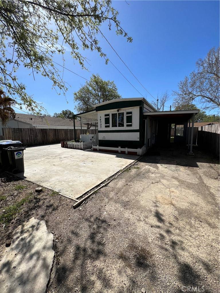 Clearlake, CA 95422,14707 Walnut AVE