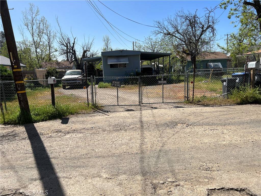 Clearlake, CA 95422,3519 Maple ST