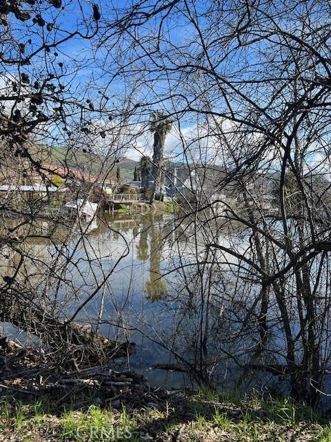 Clearlake Oaks, CA 95423,13277 Surf LN