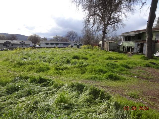 Clearlake, CA 95422,4433 Pine AVE