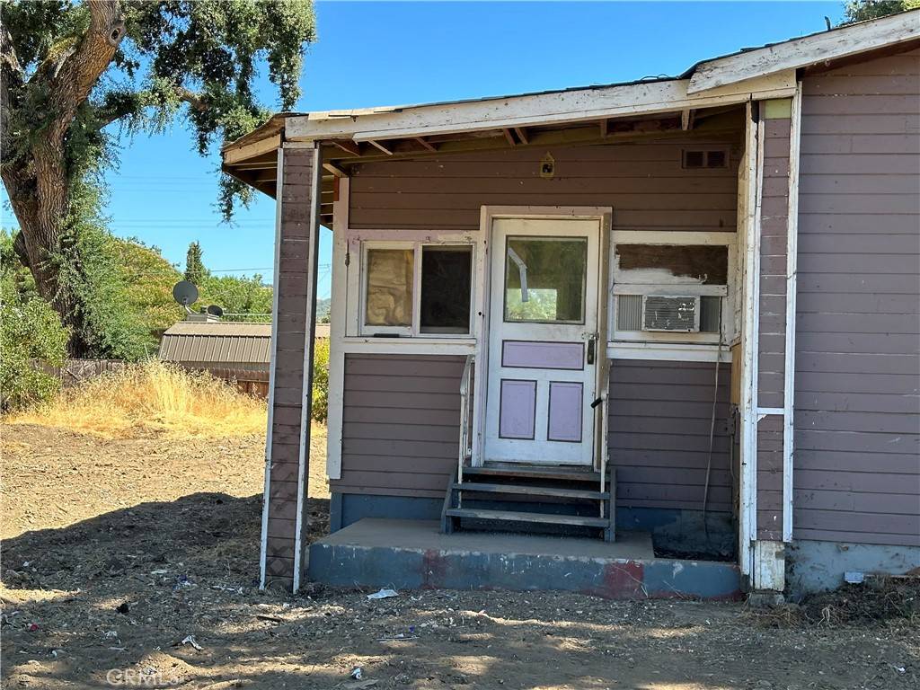 Clearlake Oaks, CA 95423,12911 4th ST