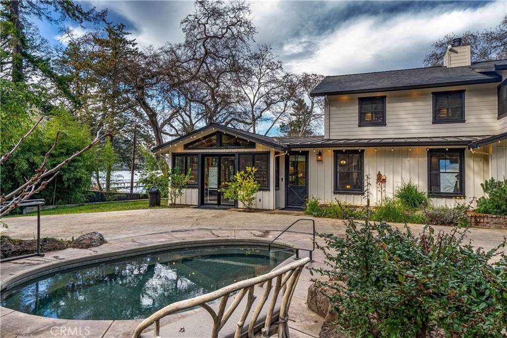 Kelseyville, CA 95451,3415 White Oak WAY