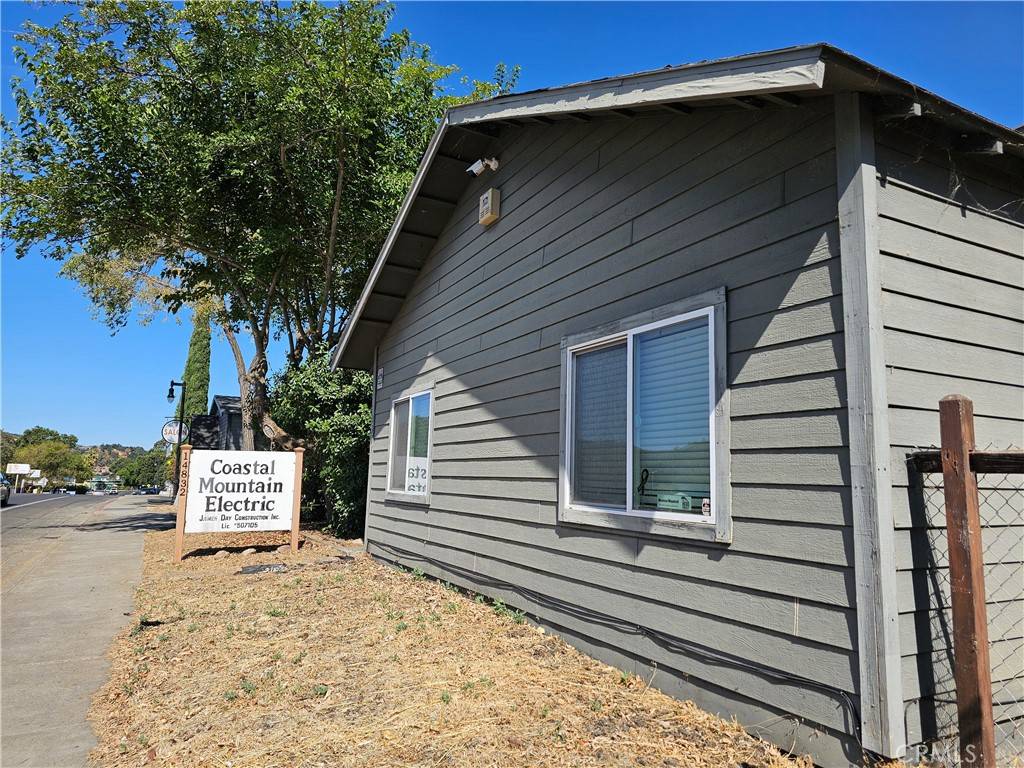 Clearlake, CA 95422,14832 Lakeshore DR