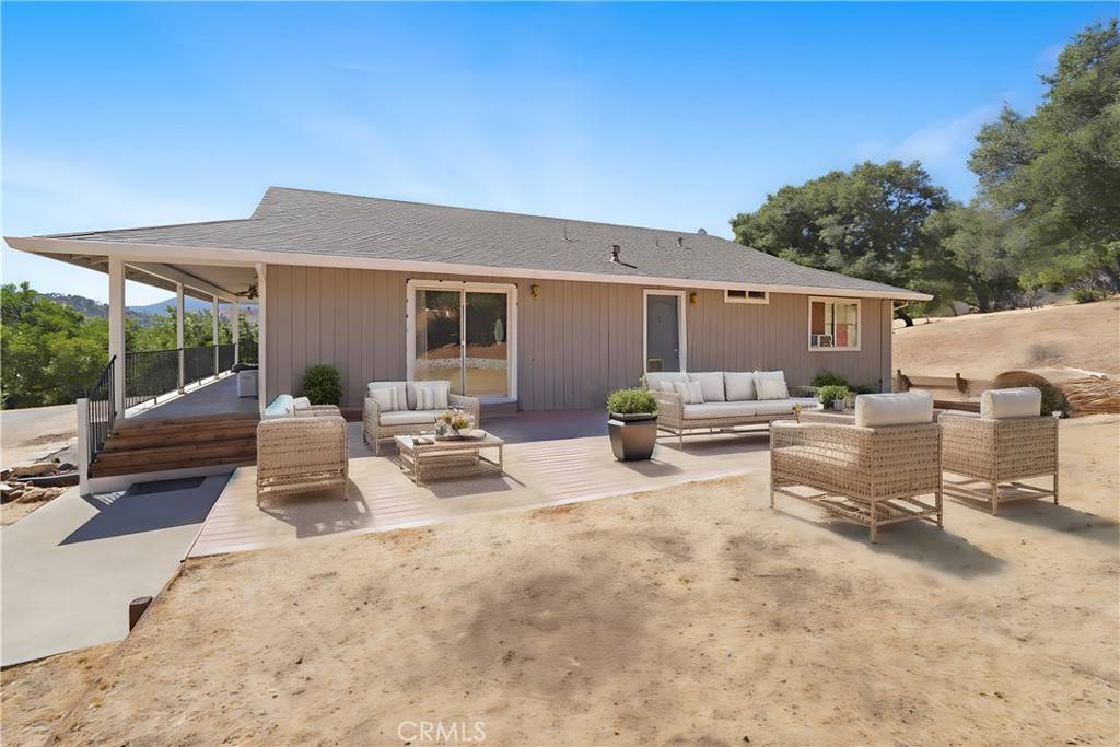 Clearlake, CA 95422,13480 Eastlake DR