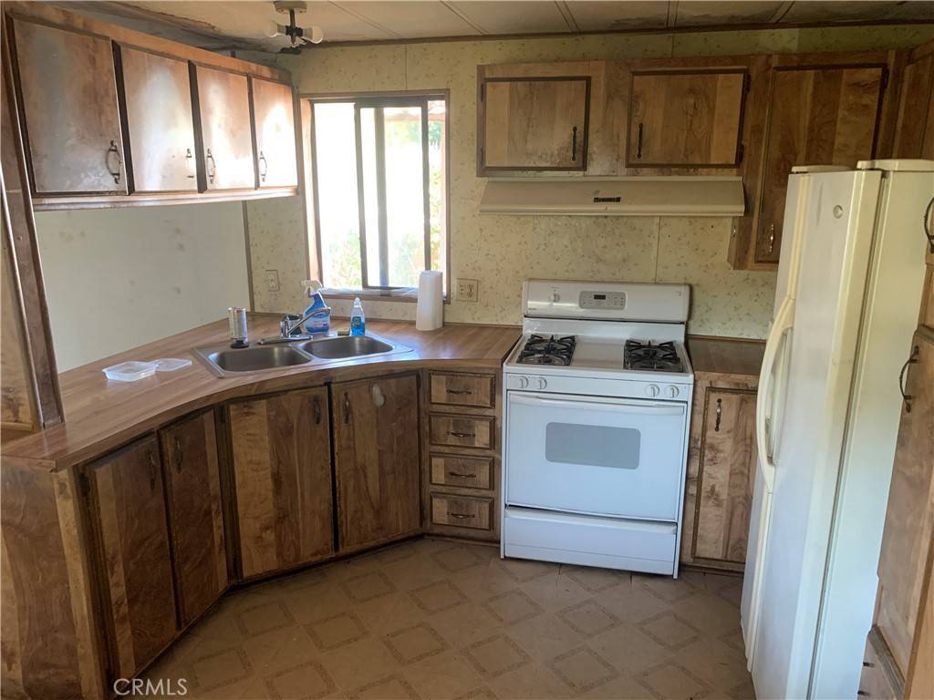 Lakeport, CA 95453,3075 Lakeshore Blvd #19