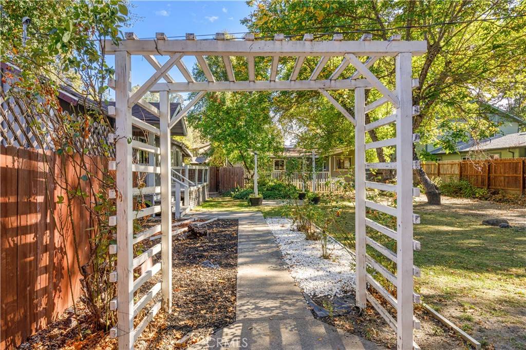 Upper Lake, CA 95485,9770 League ST