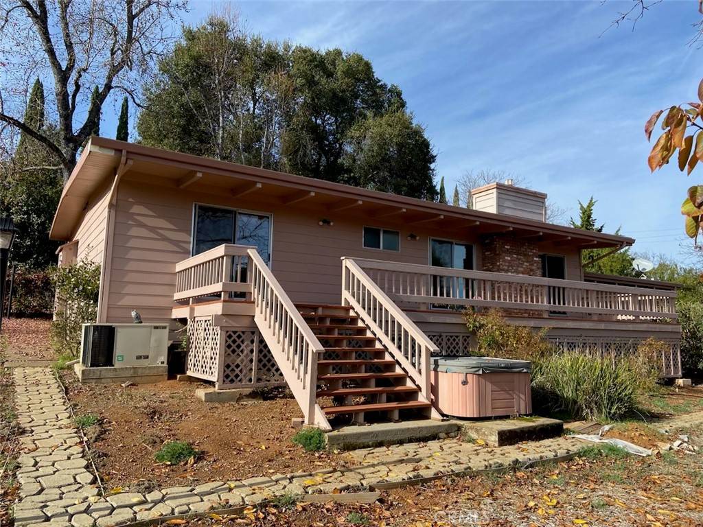 Kelseyville, CA 95451,8260 Orchard DR