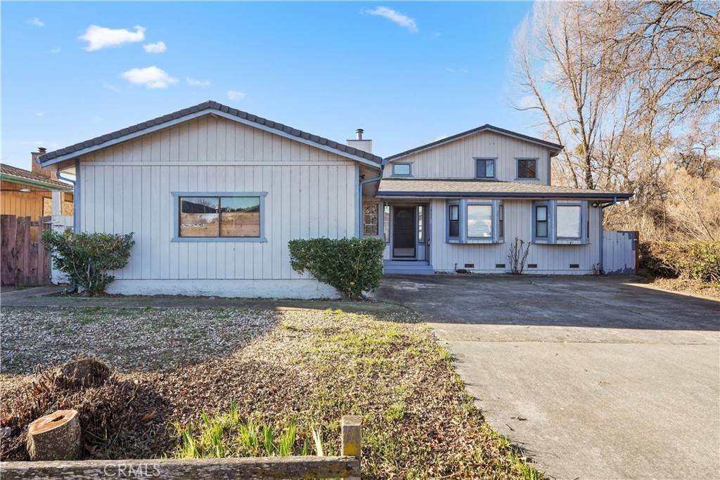 Clearlake, CA 95422,15177 Harbor LN