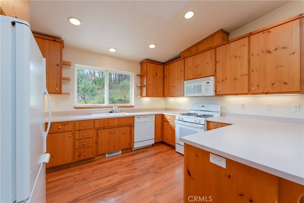 12625 Elk Mountain RD Upper Lake, CA 95485