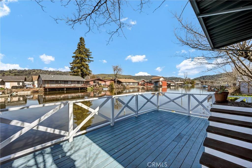 Clearlake Oaks, CA 95423,13050 Island DR #12