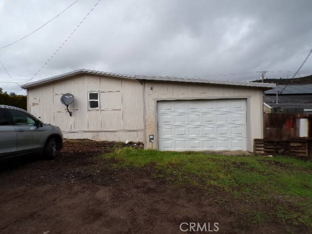 Clearlake, CA 95422,15970 Davis AVE