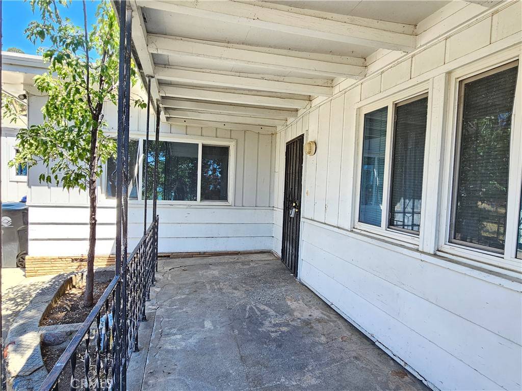 Clearlake, CA 95422,12998 Lakeshore DR