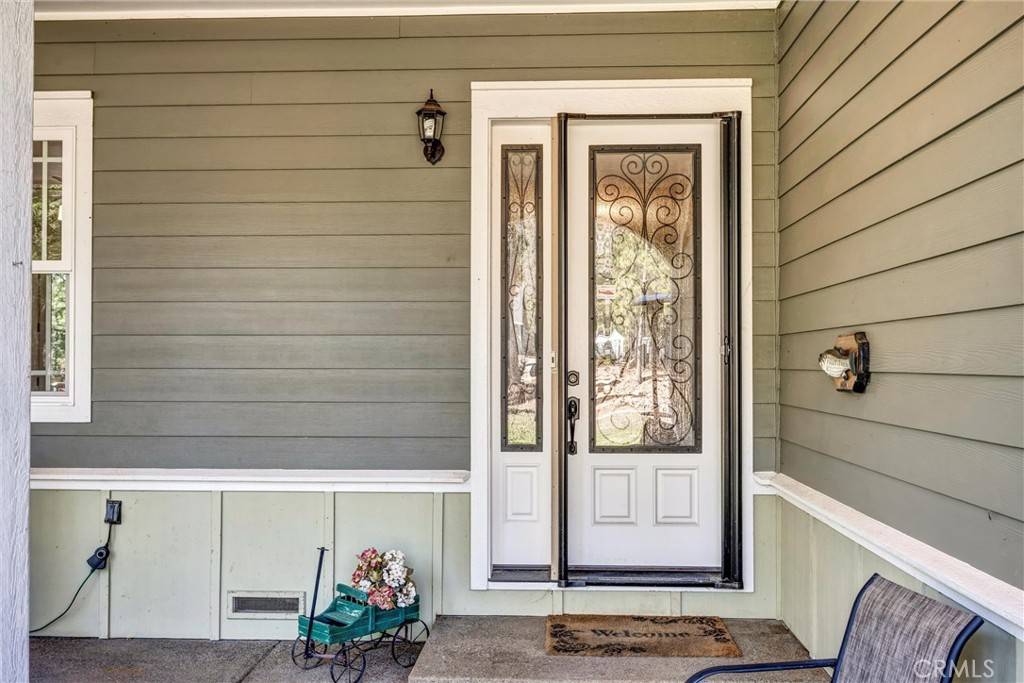 Cobb, CA 95426,8902 Fox DR