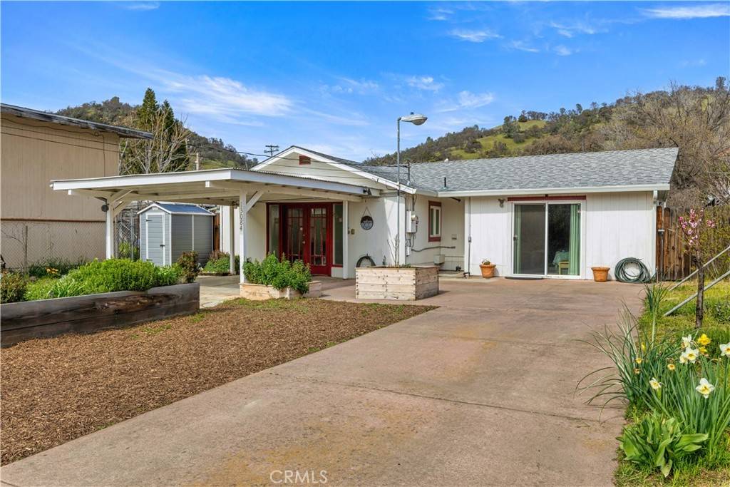 Clearlake Oaks, CA 95423,13084 4th ST
