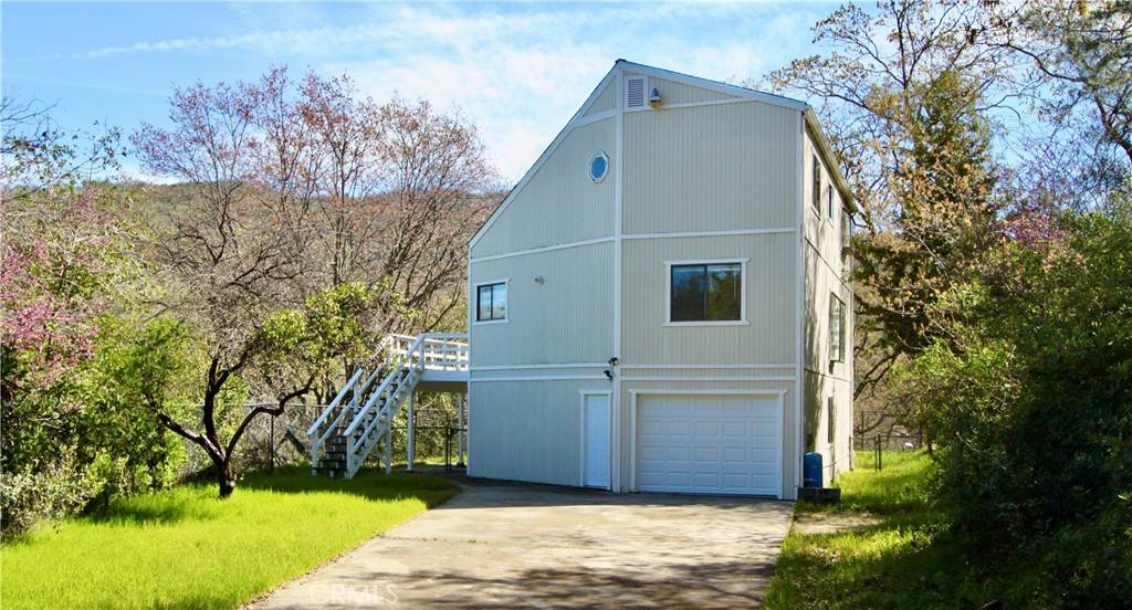 Lucerne, CA 95458,6963 Panoramic DR
