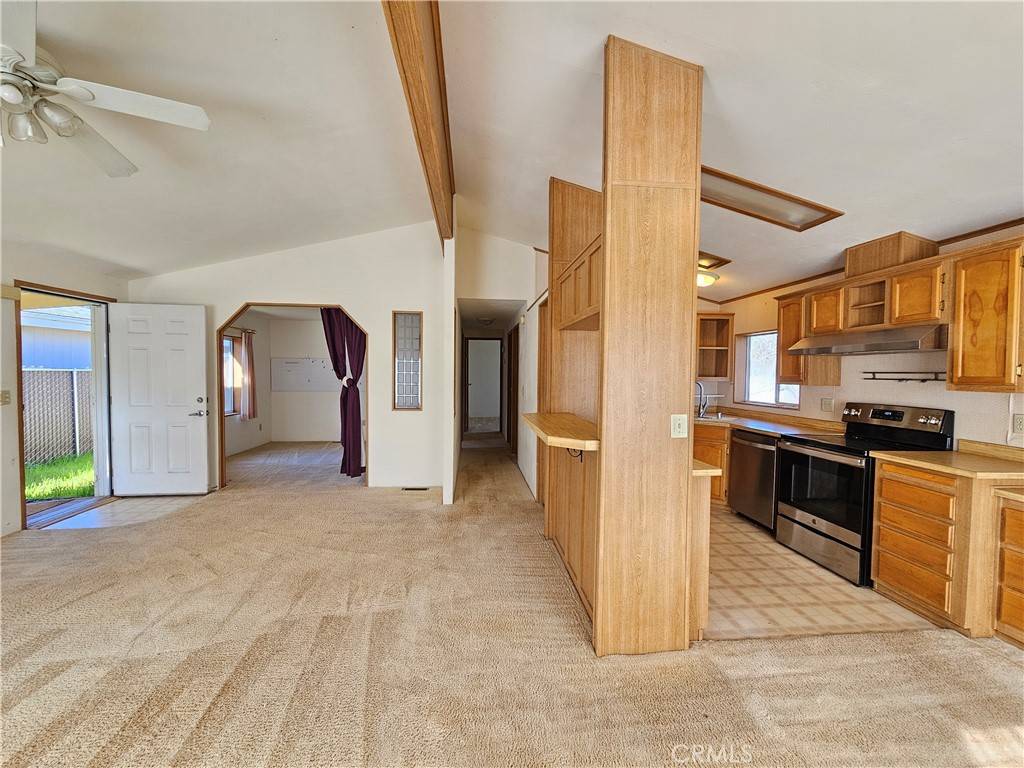Clearlake Oaks, CA 95423,13973 Apple LN