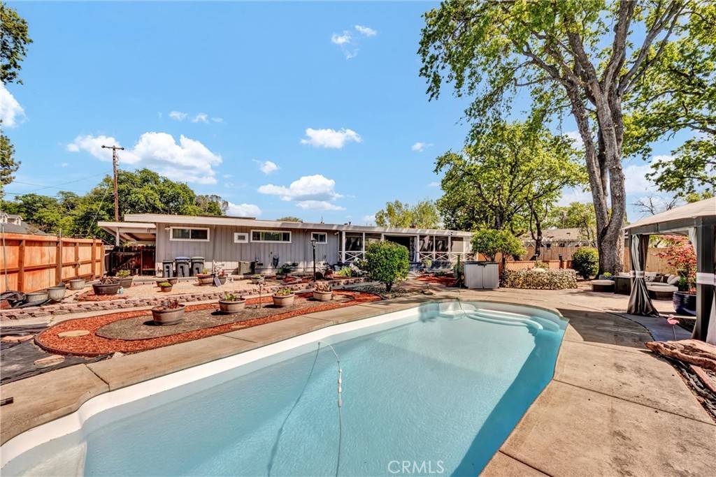 Clearlake, CA 95422,14855 Braendlin AVE