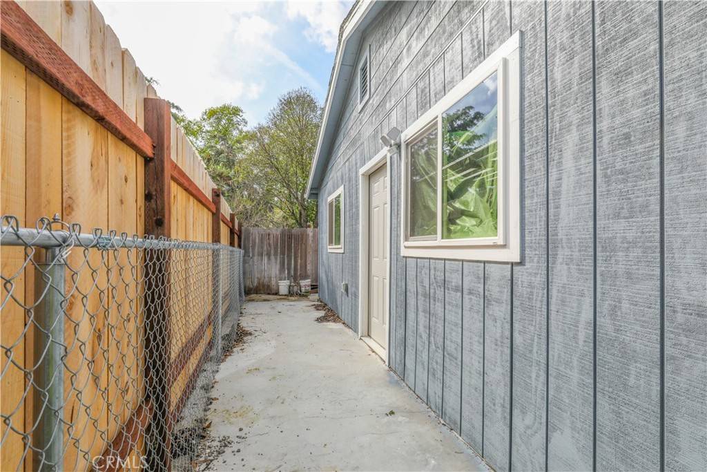 Clearlake Oaks, CA 95423,65 Butler ST