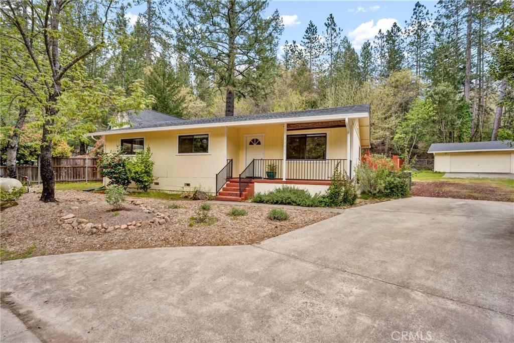 Cobb, CA 95426,10005 Meadow DR