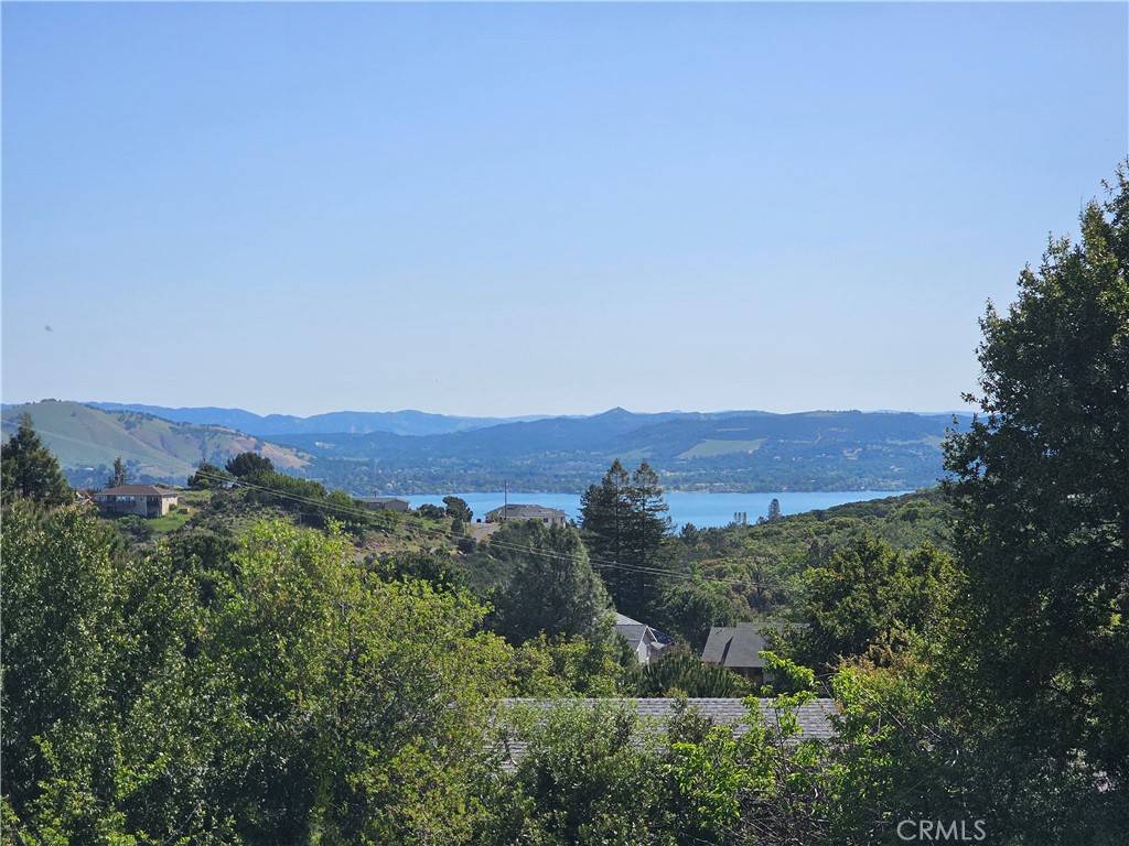 Kelseyville, CA 95451,5302 Sierra DR