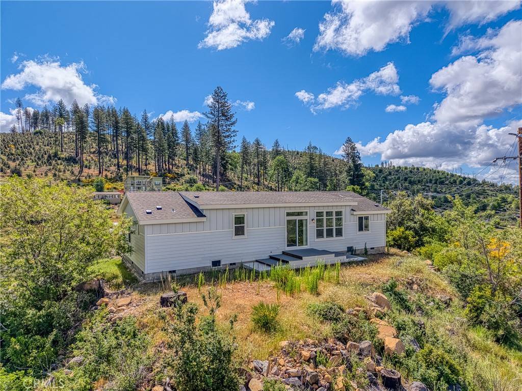 Cobb, CA 95426,14785 Dove DR