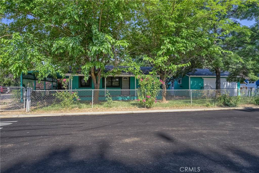 Clearlake, CA 95422,14410 Walnut AVE