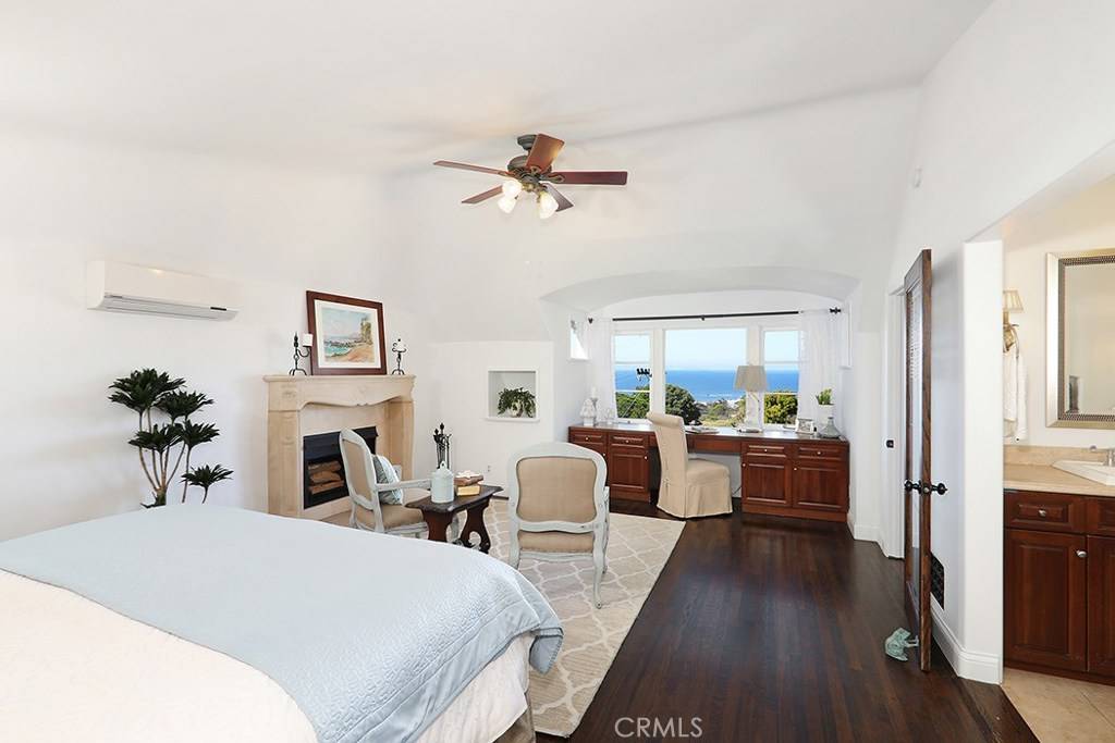 Laguna Beach, CA 92651,581 Diamond ST