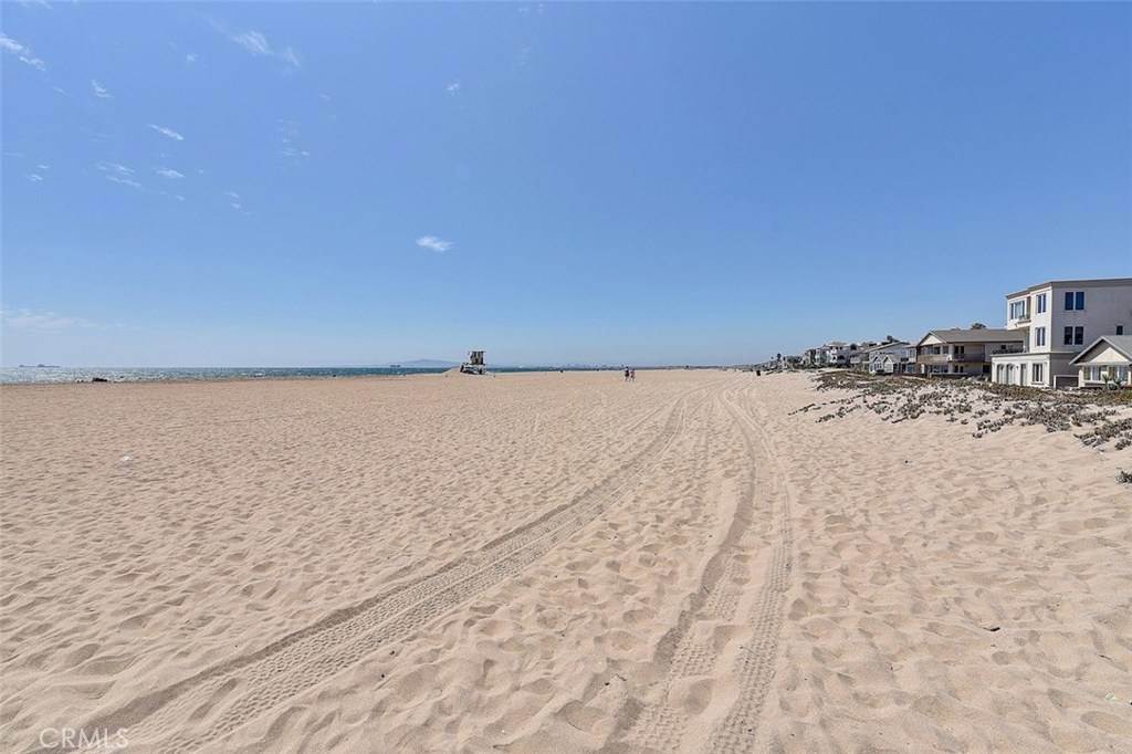 Sunset Beach, CA 90742,16871 S Pacific