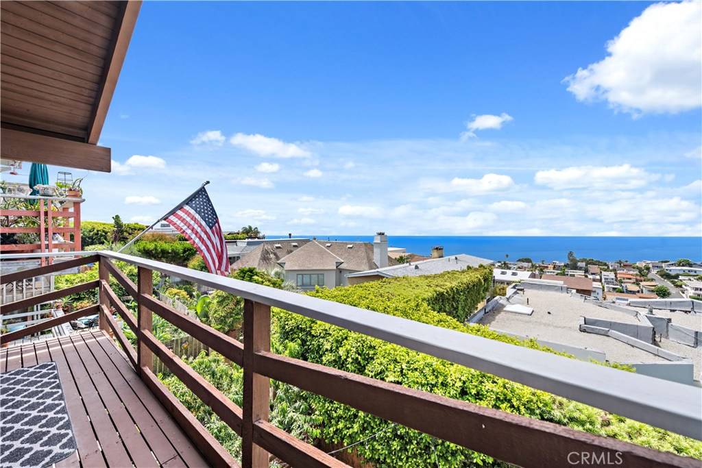 Laguna Beach, CA 92651,969 Acapulco ST