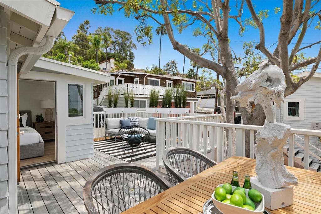 Laguna Beach, CA 92651,489 Jasmine ST