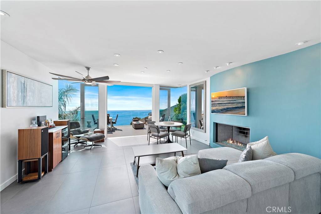 Laguna Beach, CA 92651,845 Katella ST