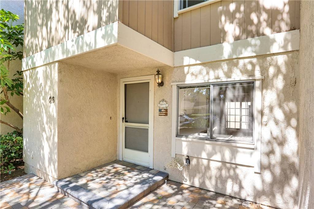 Irvine, CA 92604,26 Silverwood #12